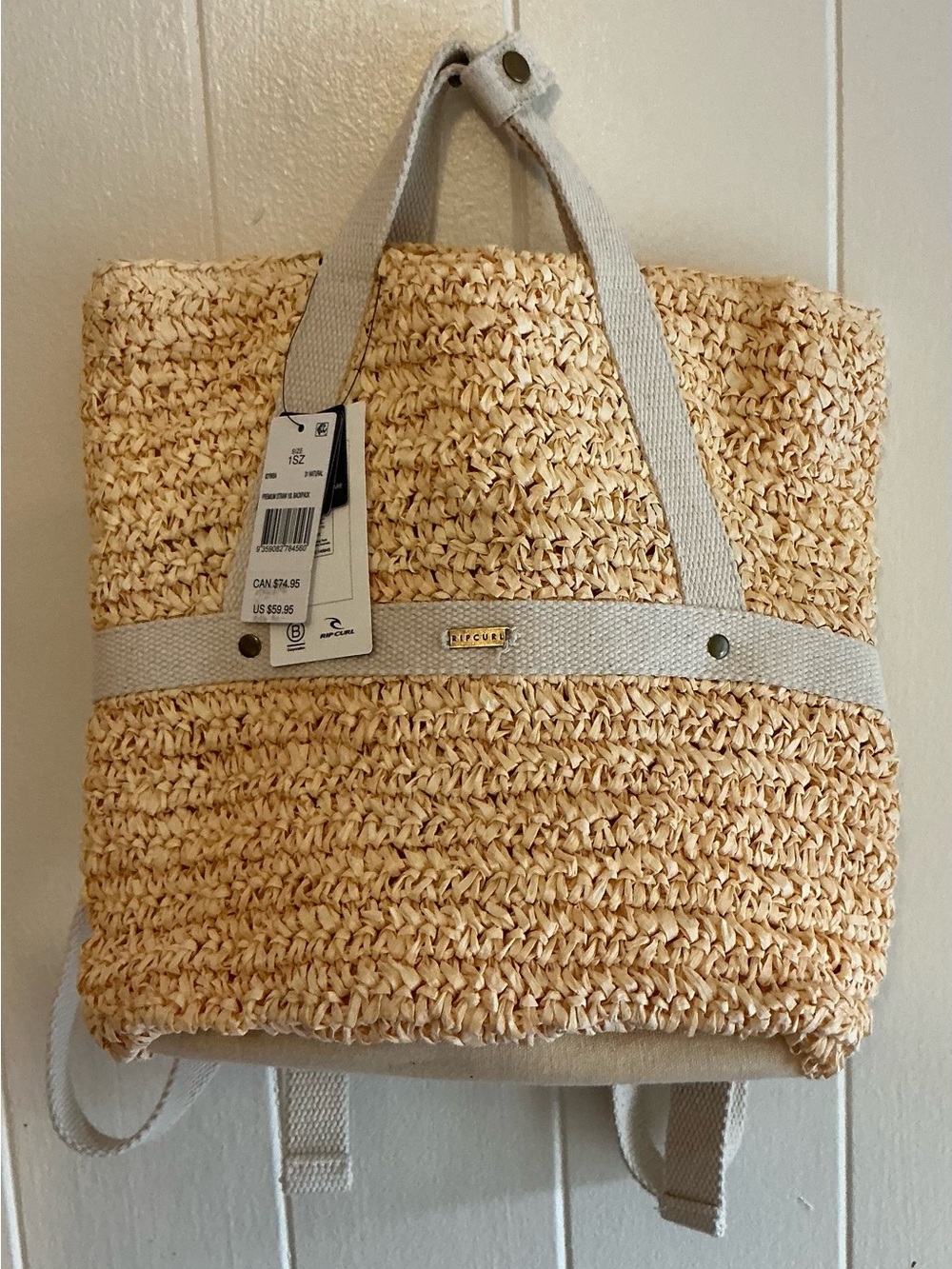 a Rare HTF NWT Beach Rip Curl Premium Woven Straw Cream Backpack Tote Bag